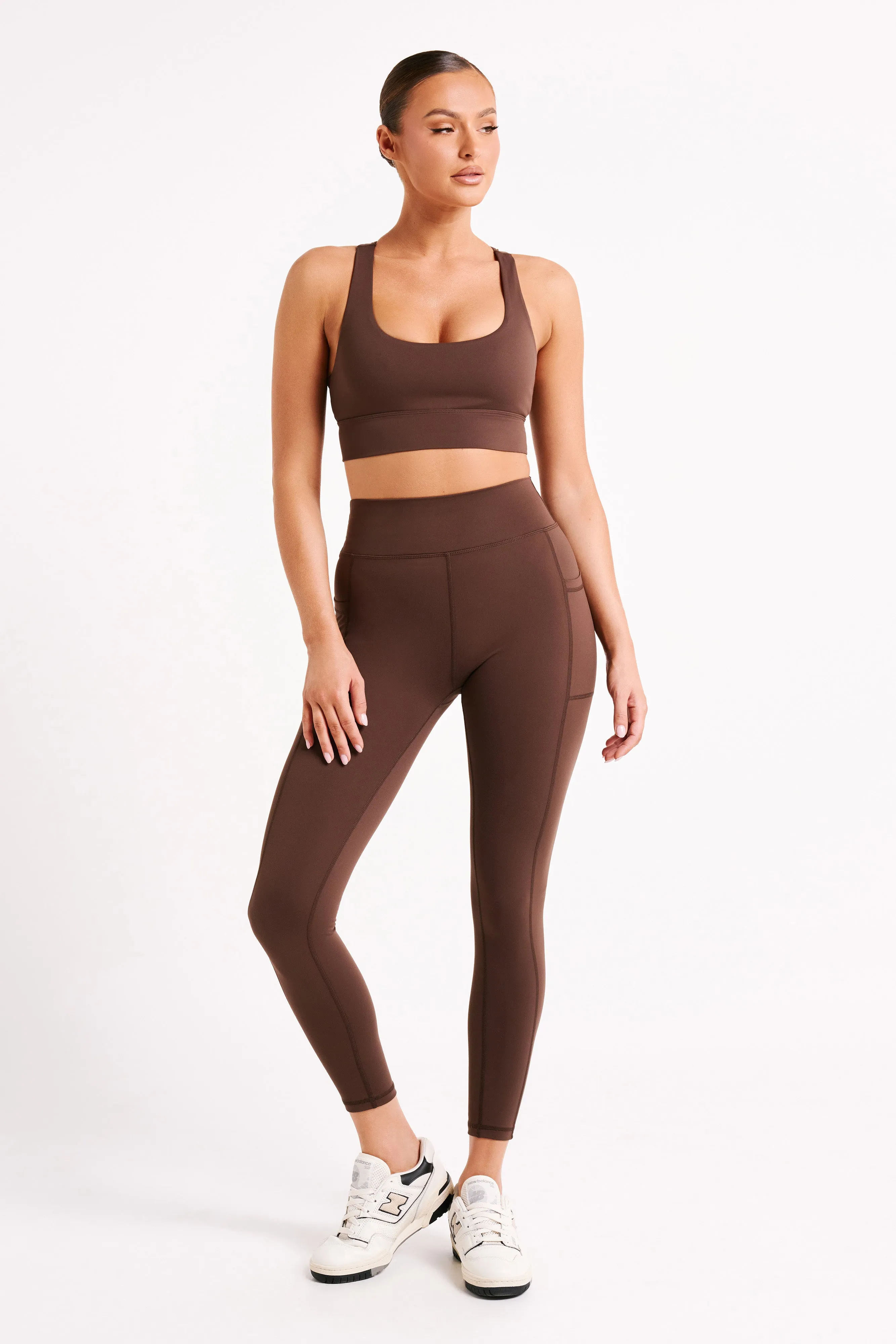 Briar V Back Leggings With Pockets - Dark Chocolate