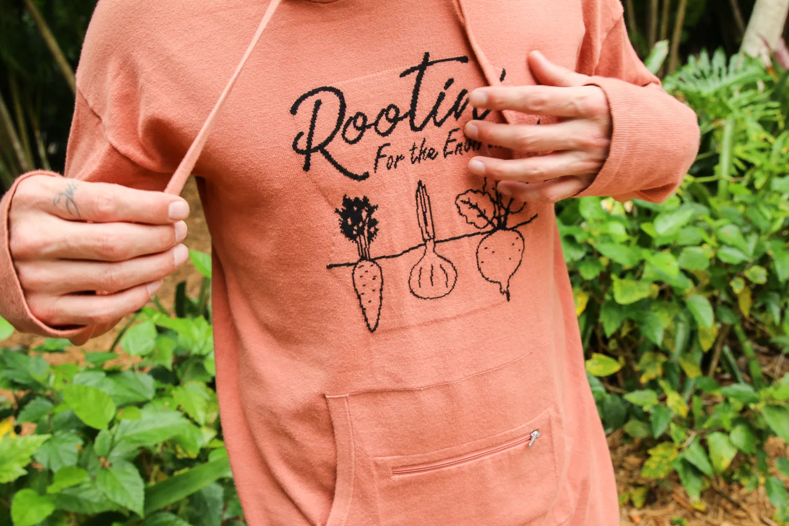 GRAPHIC HOODIE | Rootin'