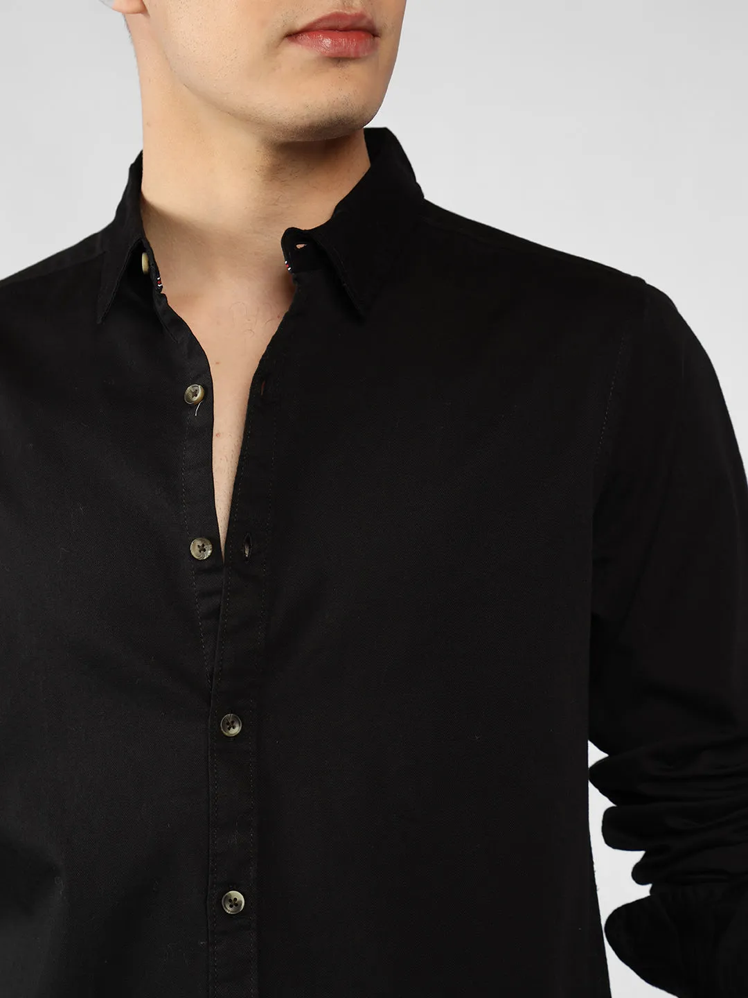 Men's Black Spread Collar Plain Full sleeves Casual Shirt